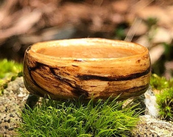 Bague de fiançailles en bois érable coti - Bague artisanale en bois . Fait à la main au Canada