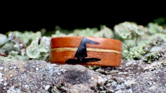 Witches Jewelry, The Salem Witch Ring, Magic Hat and inlay of Flying Broom, The Strong Women Ring, Wooden RIng, Broom Ring, Made in Canada