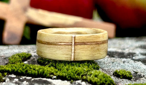 Wooden Wedding Band, Applewood Ring, Wood Fashion Jewelry, Handmade in Quebec, Made in Canada, Montreal Workshop