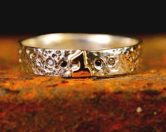 Happy New Year Ring, Black Stone, Moissanite, Men's Ring, Mens Wedding Bands, Wedding Ring. Engagement ring made in Canada , Women Bands
