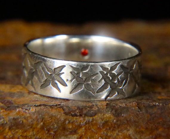 The Secret Red Ruby Silver 925 Stamping Hammered Wedding Ring, Promise ring for men, Women Unique Engagement Ring, Raw Crystal Ring,