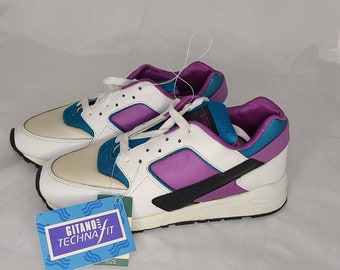 womens vintage tennis shoes