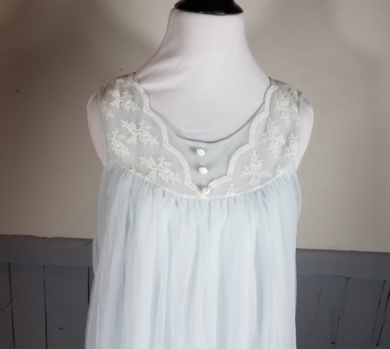 Vintage 2 layer nylon nightgown size medium sheer… - image 2