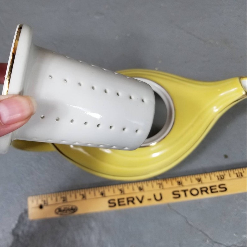 SALE Vtg Hall Aladdin Teapot Yellow Standard Gold trim 6 Cup WInfuser