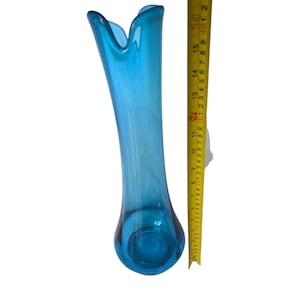 Vintage MCM (possible) LE Smith Peacock Blue Swung Glass Vase  16.5&quot; Smoothie Teal Condition: great overall no chips or cracks