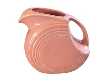 vintage fiesta ROSE pichet à eau disque Fiestaware HTF années 50 moderne milieu de siècle. État : excellent dans l'ensemble, pas d'éclats ni de fissures Voir les photos pour