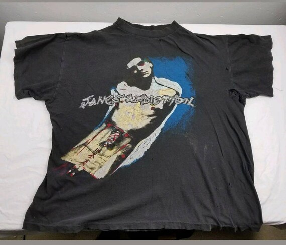 vintage janes addiction shirt