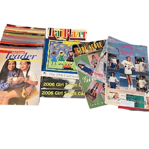 Lote de revistas y catálogos de Girl Scouts Ephemera Calendar Leader de los años 1990 y 2000