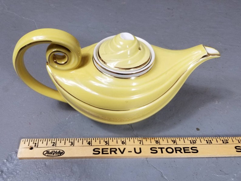 SALE Vtg Hall Aladdin Teapot Yellow Standard Gold trim 6 Cup WInfuser