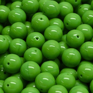 16 Pcs 8mm Czech Round Druck Glass Beads -Pea Green (CH6108121)