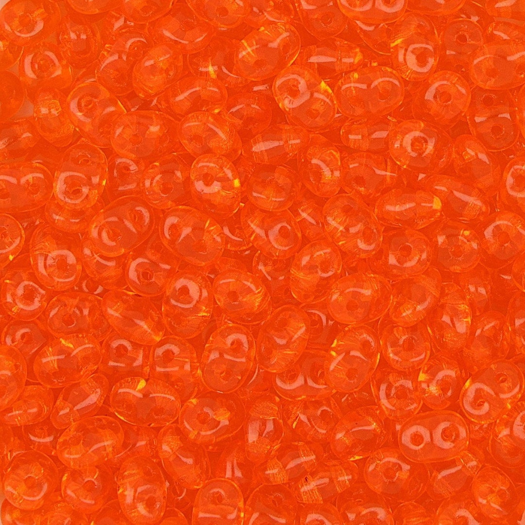 Hyacinth White Luster - SuperDuo, 2.5x5mm 22g Hyacinth White Luster - SuperDuo, 2.5x5mm 22g