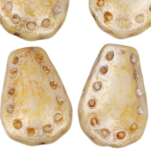 Flache tropfenförmige gepresste böhmische Glasperlen mit gepunkteten Kanten 17 x 12 mm 7 Stück - Creme Luster & Bronze (CH9011008)