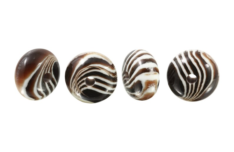 25 Pcs 14x8 mm Brown /& White Resin Beads RBD100104