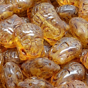 7 Stück 15 x 14 mm Buddha-Kopf gepresste Tschechische Glasperlen -klarer Honig (CH8200104)