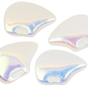 Polar Bear Czech Glass Beads 12x18mm 7pcs- AB White (CH7400116)