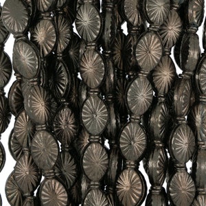 7 pouces brin 15 x 9 mm perles métalliques ovales de couleur bronze (BMM520405)