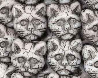 Cat Head Czech Glass Beads 13x13mm 11 Pcs - White w/ Gray (CH7405120)