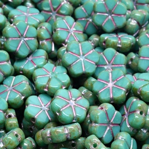13 Stück 10 mm Tischschliff Girlande Blumen Glas Tschechische Perlen - Teal / Grün(CH4006107)