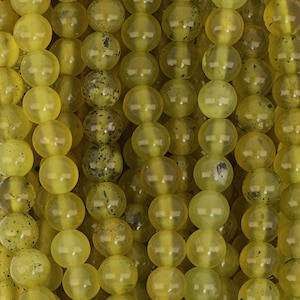 15 pol. de contas redondas lisas de jade verde-oliva natural de 6 mm (XLJRND0006)