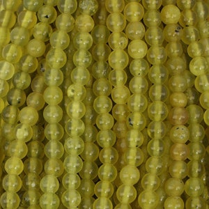 15 pol. de contas redondas lisas de jade verde-oliva natural de 4 mm (XLJRND0004)