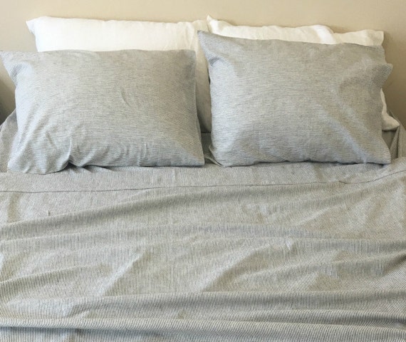 Black and white striped sheets queen deals