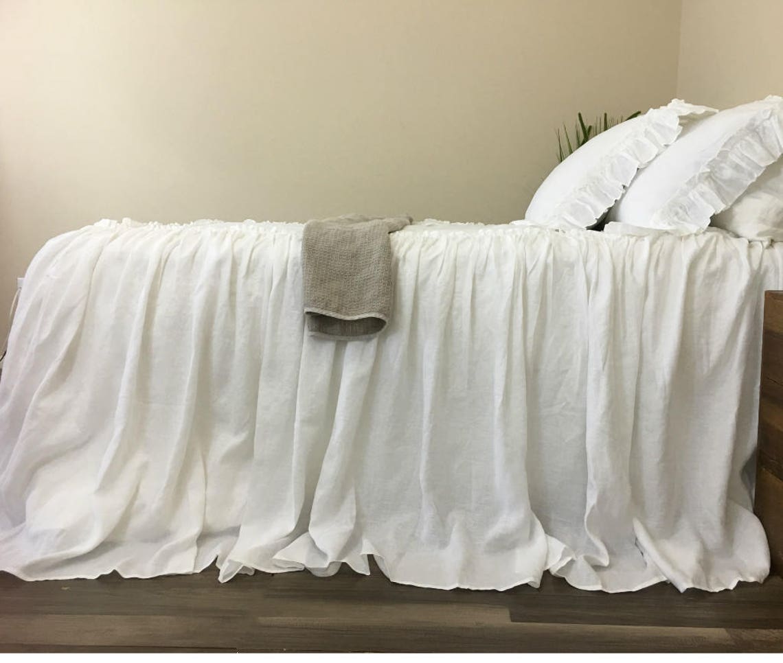 Bedspread With Ruffle Drop and Mini. Ruffles on Top, Vintage Style ...
