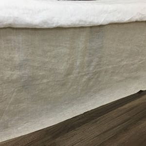 Boxed Bed Skirt in Dark Linen, Effortless Minimal Style