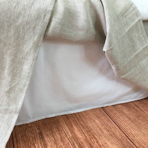 Ajoutez une doublure en coton blanc à la jupe de lit ou au couvre-lit - à acheter avec la jupe de lit / le couvre-lit, NON VENDU SÉPARÉMENT
