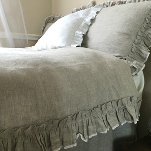 Ruffle duvet cover handmade in natural linen in vintage ruffle style with lace trim, linen bedding, shabby chic bedding