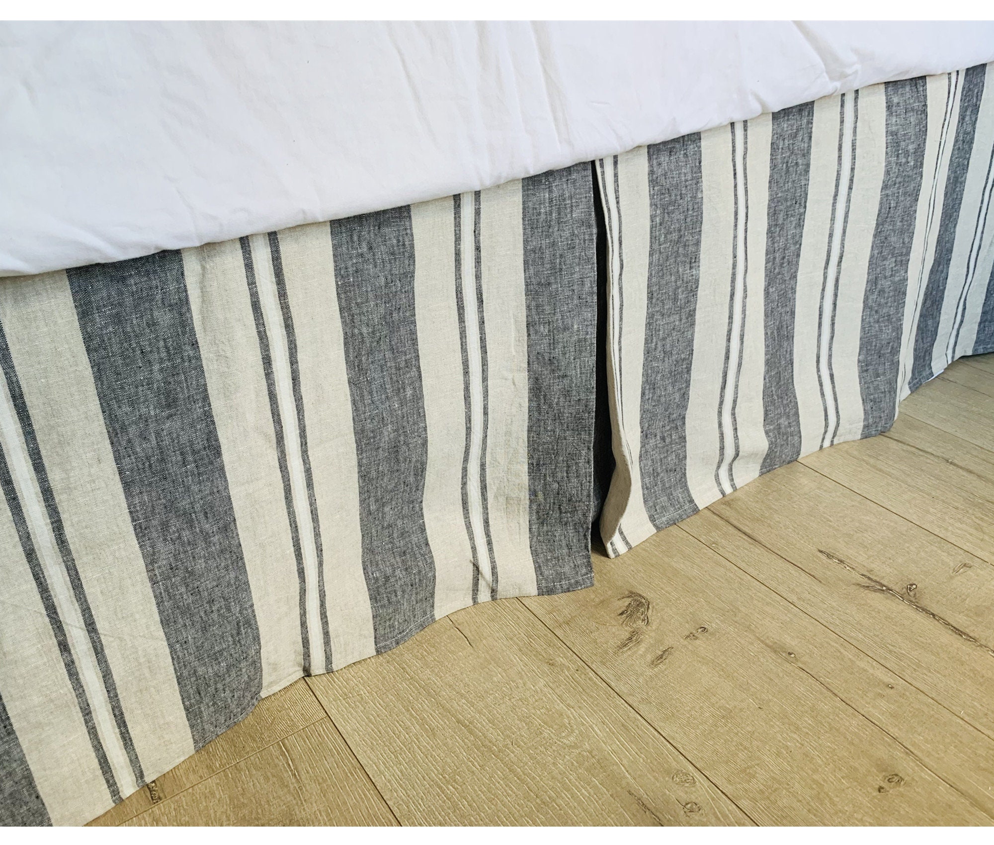 Black and white striped bed skirt full 2025