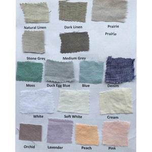 Puede incluir: Una carta de muestras que muestra 16 colores diferentes de tela de lino. Los colores son: Lino natural, Lino oscuro, Pradera, Gris piedra, Gris medio, Musgo, Azul huevo de pato, Azul, Denim, Blanco, Blanco suave, Crema, Orqu&iacute;dea, Lavanda, Melocot&oacute;n y Rosa.
