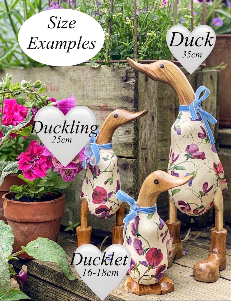 Sweet Pea (Emma Bridgewater) Wooden duck with boots, dressed in EB’s design Bild 2