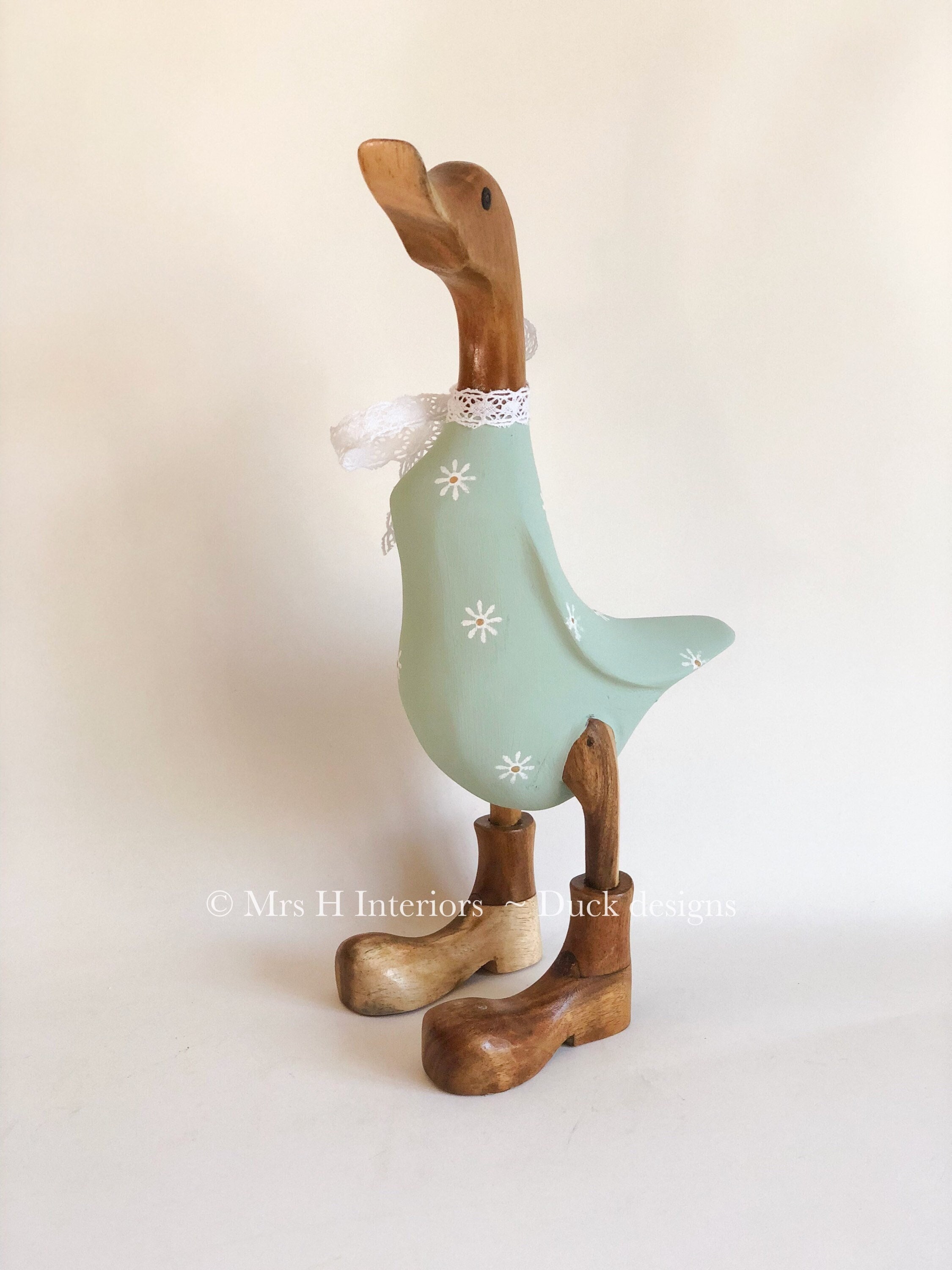 Daisy Duck. Painted in Duck Egg Colour With Painted White Etsy