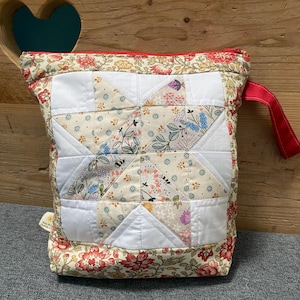 Bolsa de proyecto con cremallera y diseño de patchwork