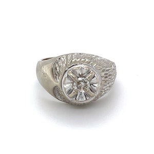 Vintage 18K White Gold and Diamond Ring -Vintage Diamond Ring - Estate jewelry - Gifts for Her