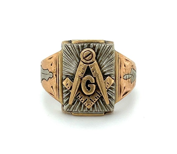 Antique shop masonic jewelry