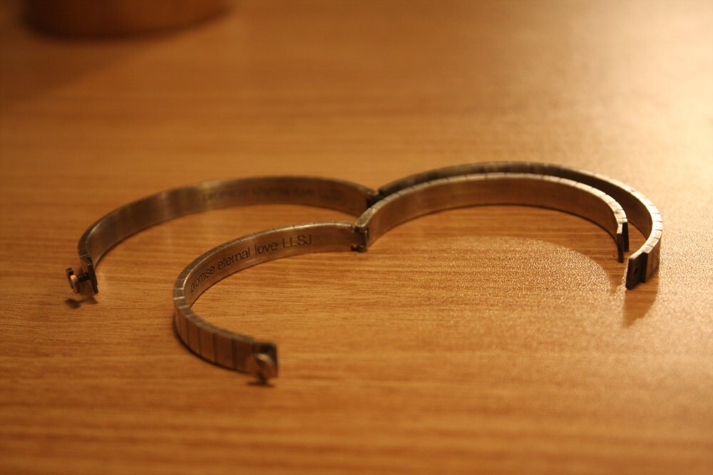Lockable Bracelet / Engraving Bracelet / Personalized / Etsy