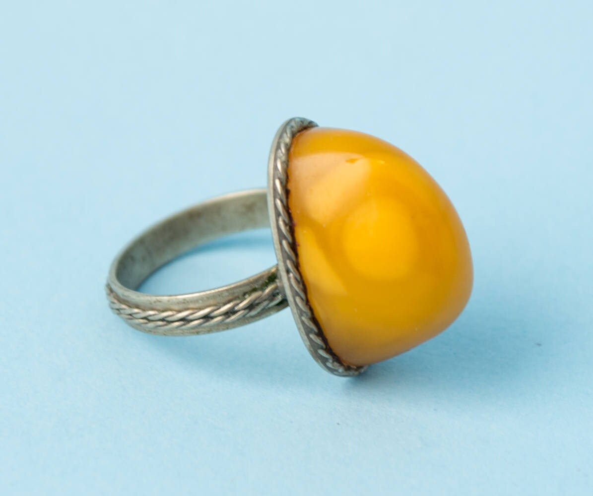 Antique Baltic amber ring vintage amber ring butterscotch egg Etsy