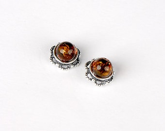 Baltic amber ear studs on 925/1000 silver