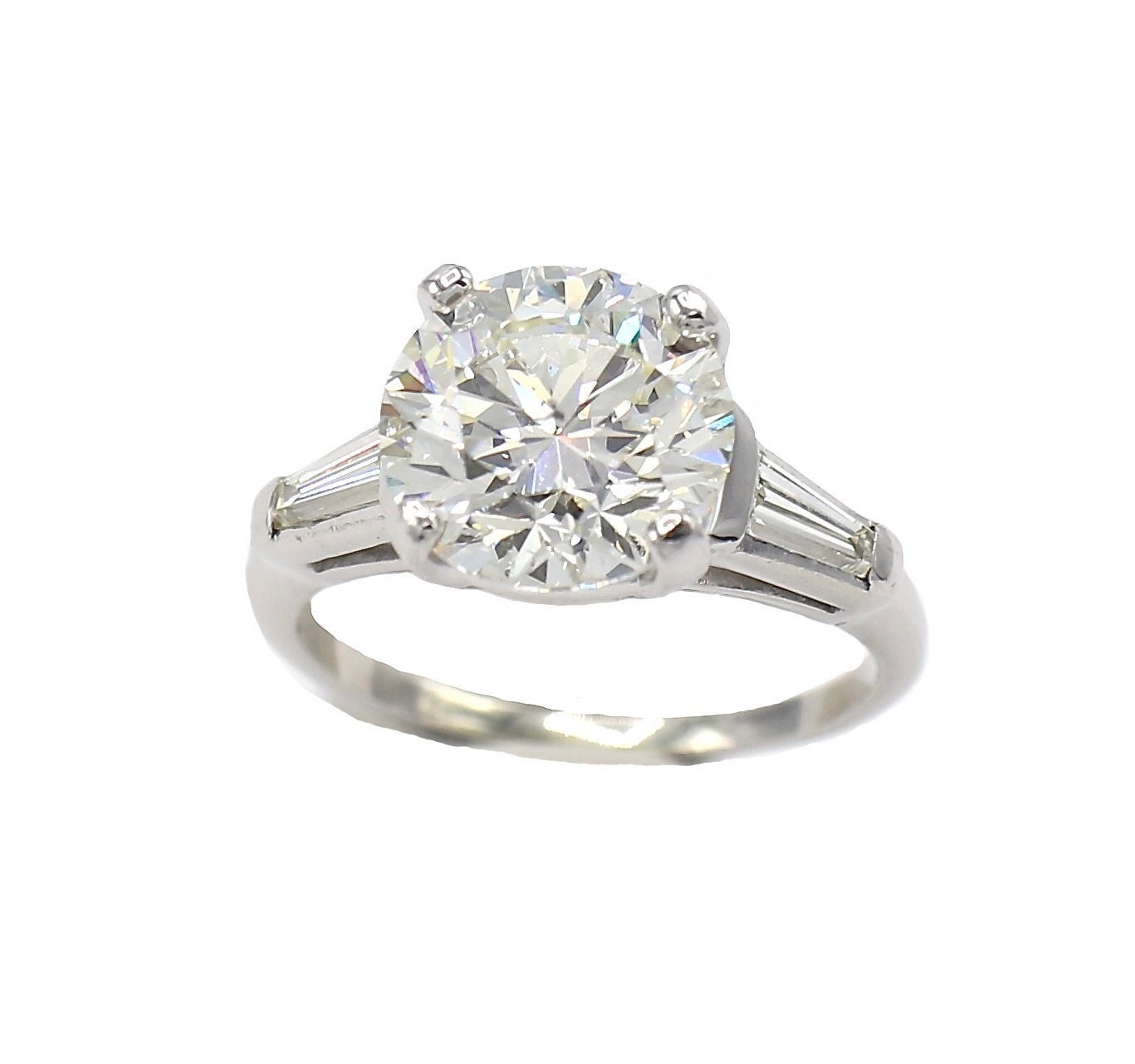 Jessa 1.08ct Oval Lab-Grown Diamond Solitaire Engagement Ring