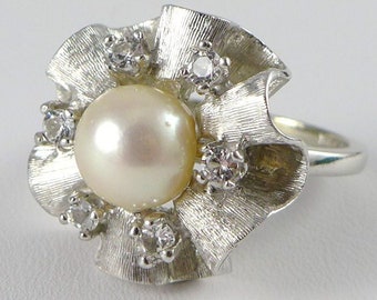 Retro White Gold Cocktail Ring, Vintage 10K Pearl Spinel Ring, Gold Mid Century Modern Ring