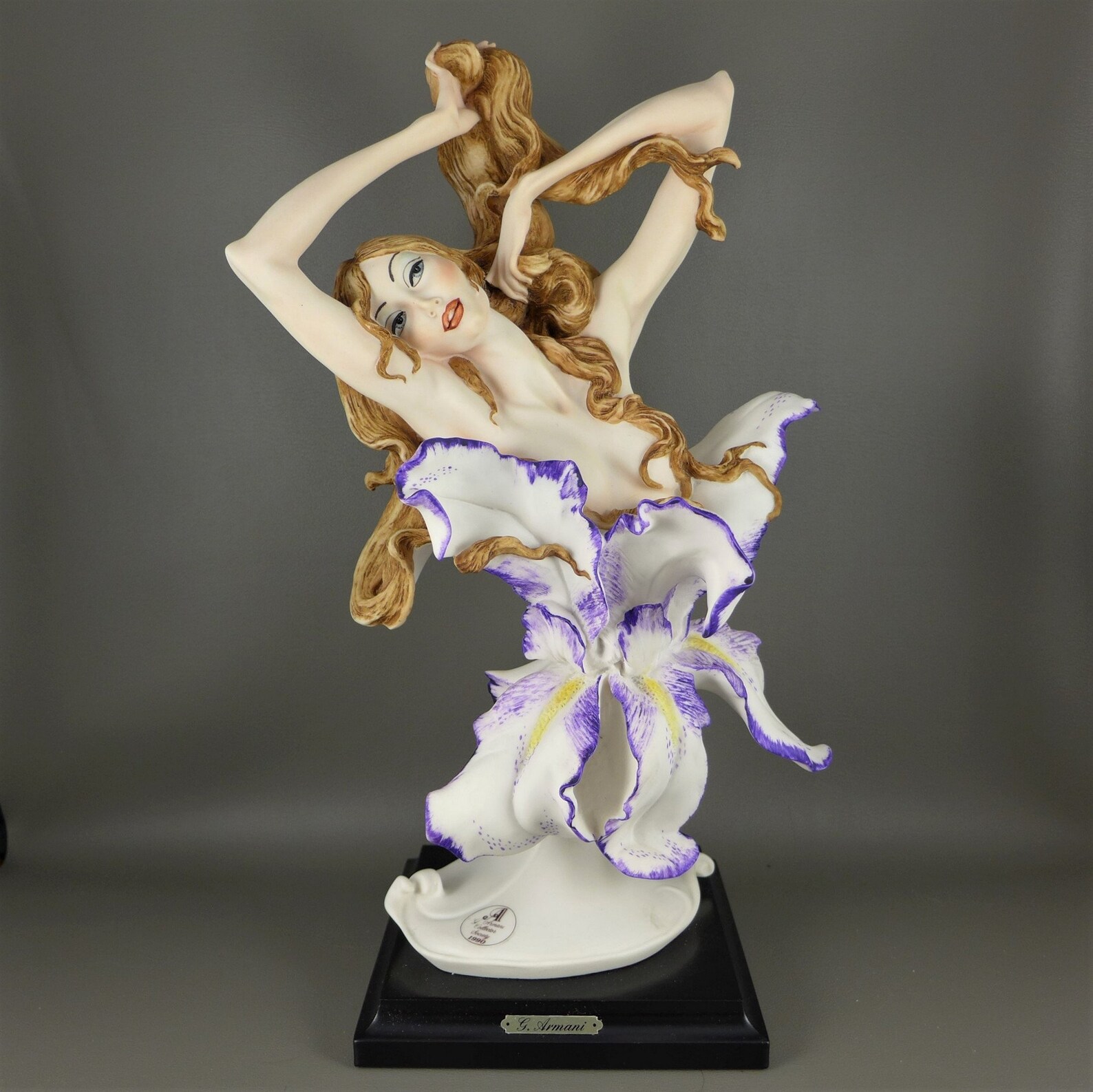 Giuseppe Armani Figurine, Vintage 1990 Members Only Awakening Figurine