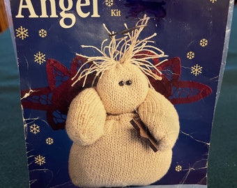 Winterfolk Simply Sweet Angel - WKT-SS - Wimpole Street Creations - 1998 - New - M4