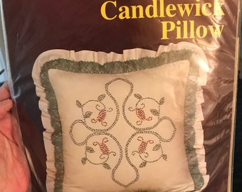 Paragon Candlewick Plus Basket Floral Pillow Kit Quilting Sewing