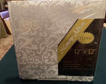 Hobby Lobby Cloth Memory Album: 12x12 Scrapbook, 22 Pages - 2 Strap Hinged Pages - New - F4