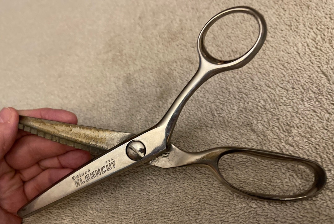 Vintage Deluxe Kleencut 7 1/2 Pinking Shears 1950s Made in U.S.A