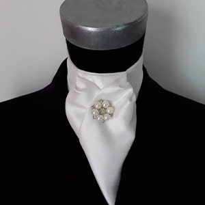 Ready Tied Ivory Faux Silk Dressage Stock Tie/ Eventing/Hunting/Showing