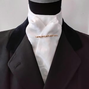 Ready Tied White Ebossed Equestrian Stock Tie Dressage/Eventing/Hunting