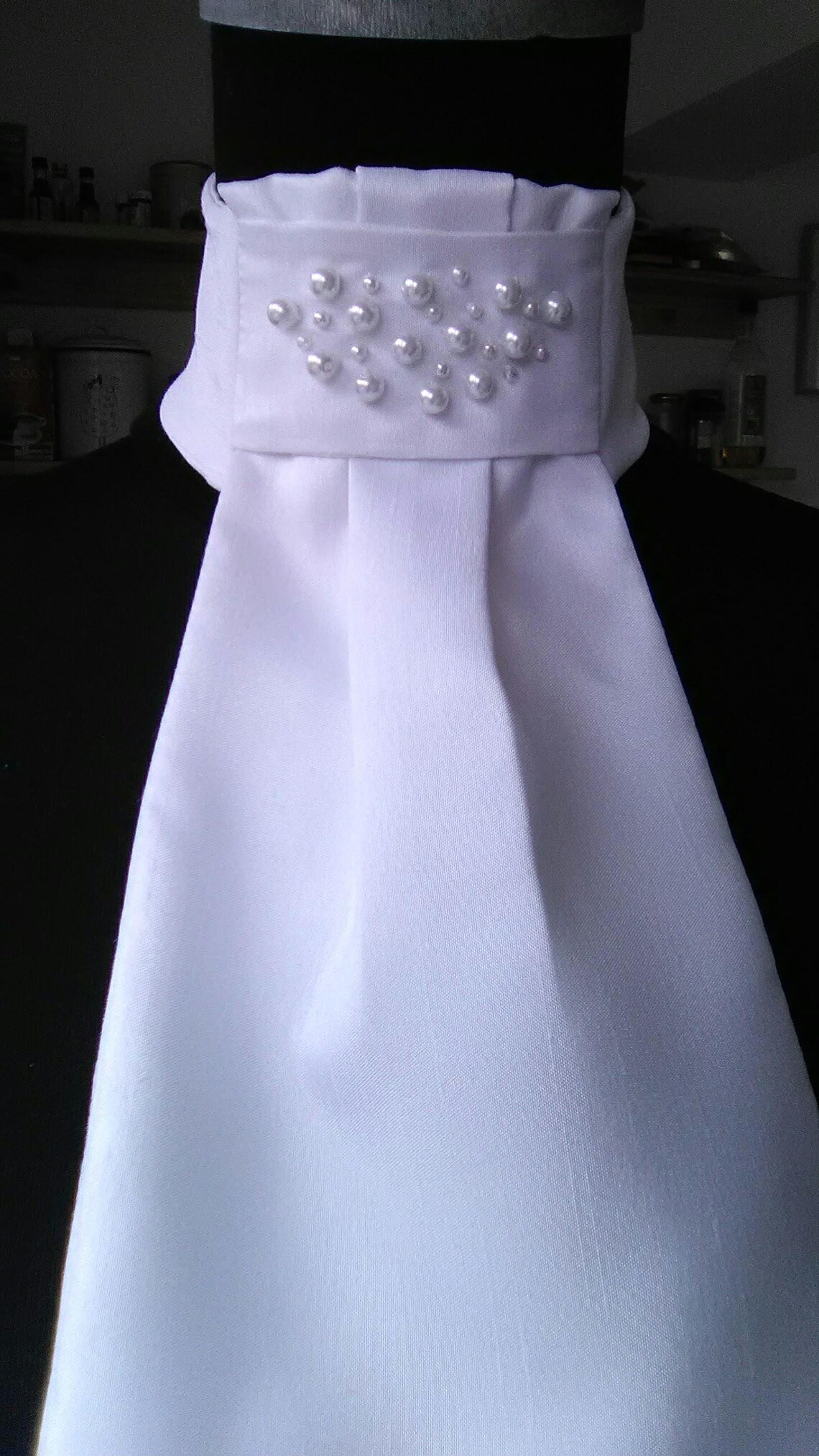 Equistyle White Tie