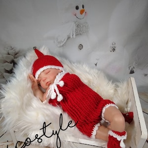 Handmade Crochet Christmas Newborn Outfit: Santa Costume Photo Prop
